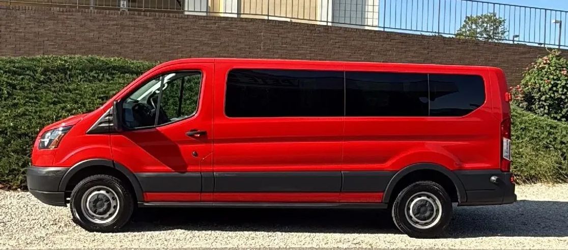 ford transit wagon 2018 1FBZX2ZM1JKB53002 image ford transit wagon 2018 1FBZX2ZM1JKB53002 image